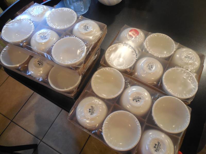 (24) TUXTON SOUP BOWLS