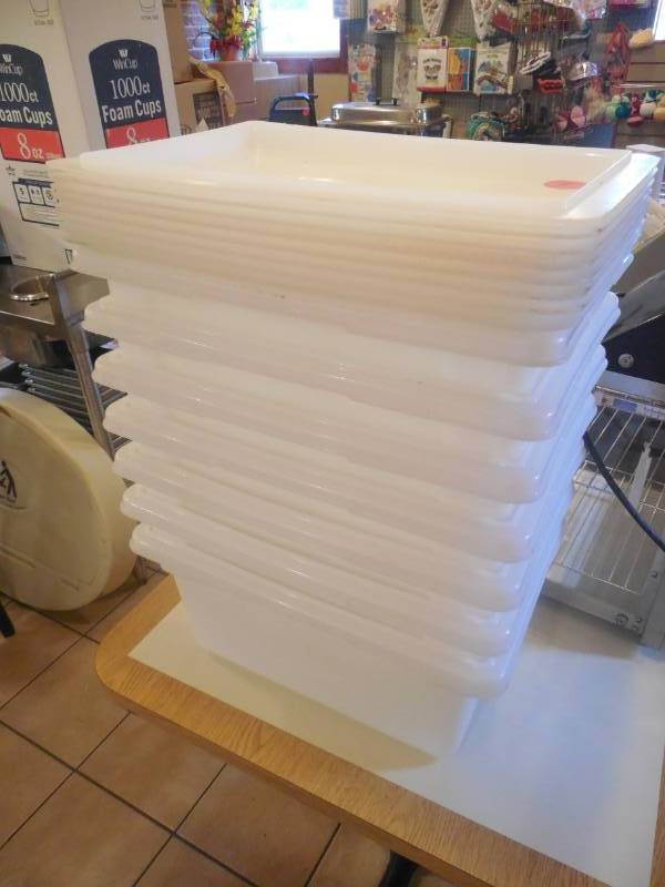 (6) NSF PLASTIC CONTAINERS