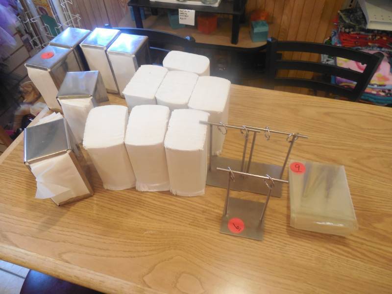 RESTAURANT EQUIPMENT LOT