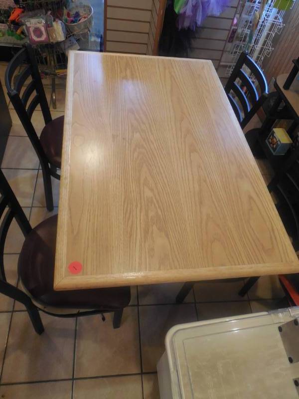SET OF TABLE AND CHAIRS
