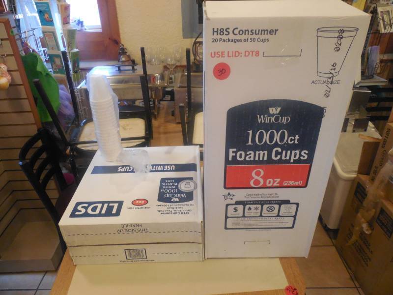 (1000) WINCUP 8OZ. CUPS W LIDS