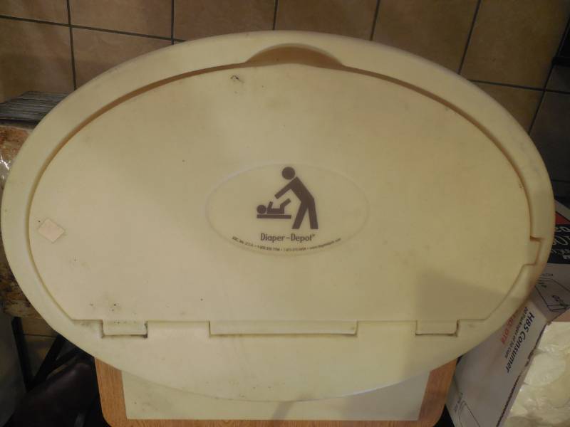 RESTROOM DIAPER CHANGING TABLE DIAPER DEPOT