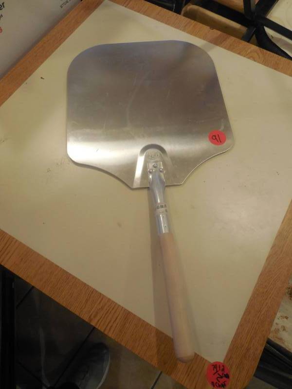 METAL CRAFT PIZZA PADDLE