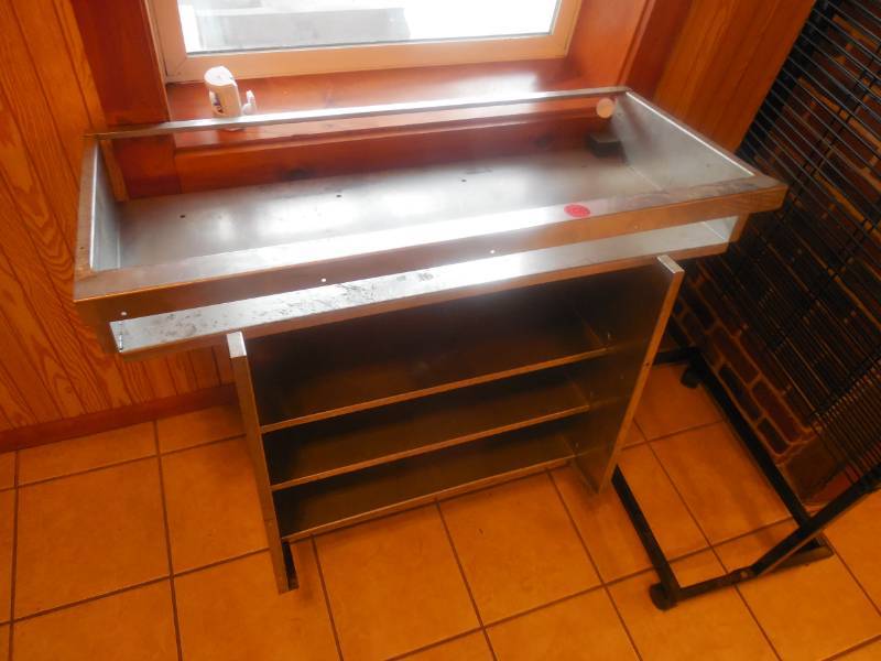 4 TIER STAINLESS STEEL SHELF