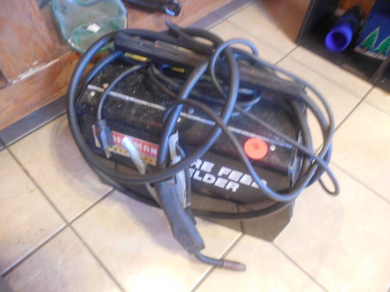 CRAFTSMEN PROFESSIONAL SERIES WIRE FEED WELDER