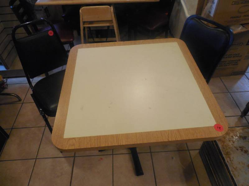 TABLE AND CHAIR SET