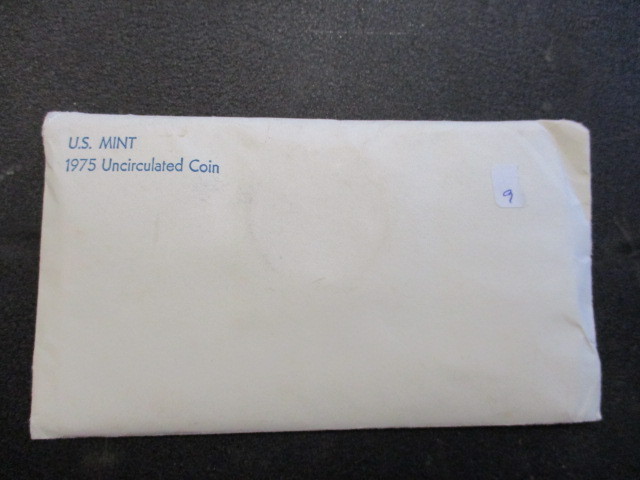 1975 United States Mint Uncirculated Coin Set