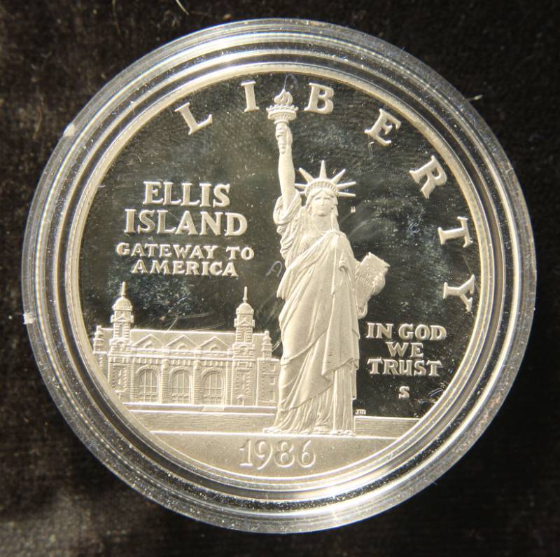 1986 ELLIS ISLAND LIBERTY 3PC SILVER & GOLD PROOF SET
