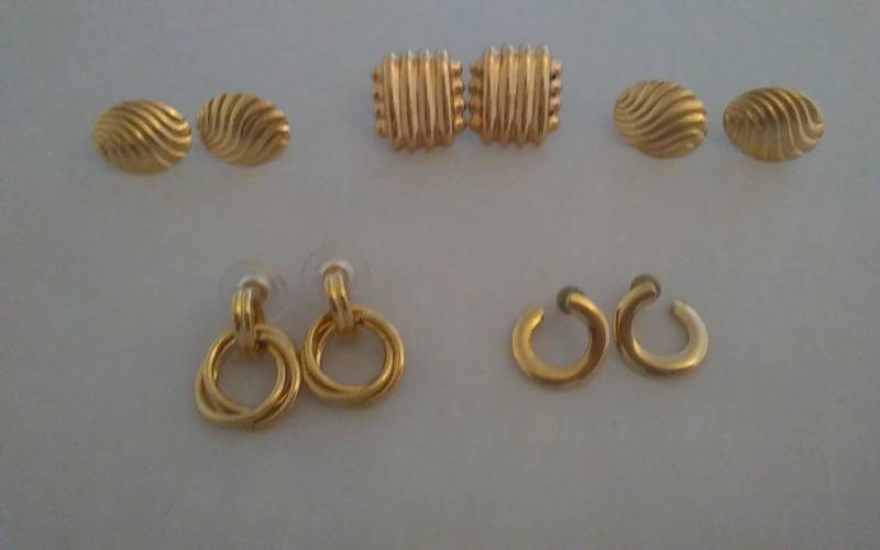 5-Pair Pierced Earrings (3-Pair Marked 14K)
