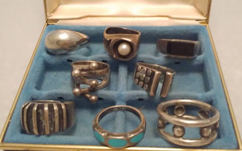 8-Assorted Rings