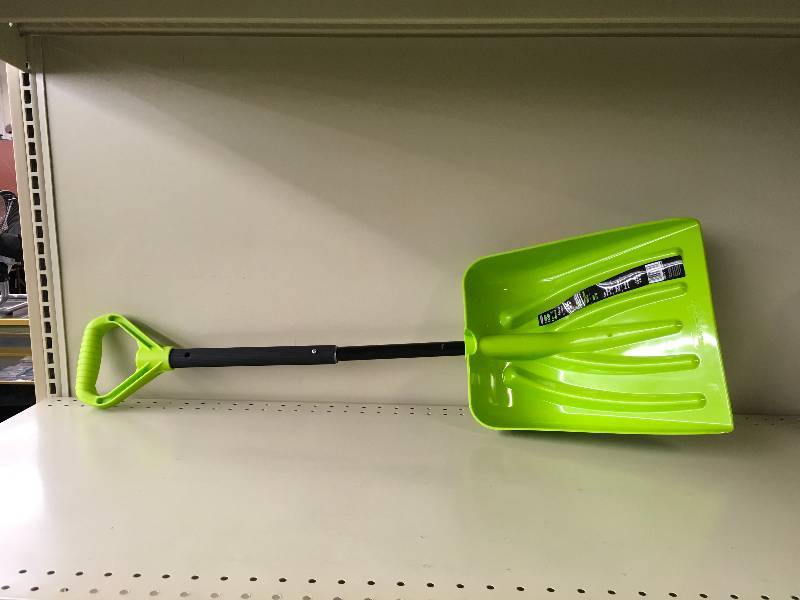 lot 527 image: Steel Core 11 Compact Blade Car Shovel