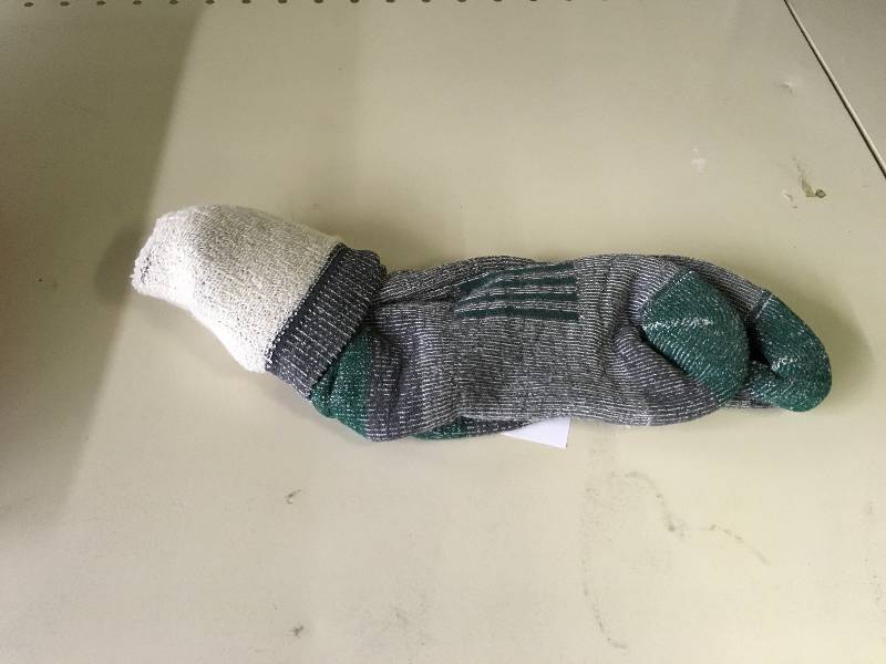 lot 563 image: Mens Wool Socks