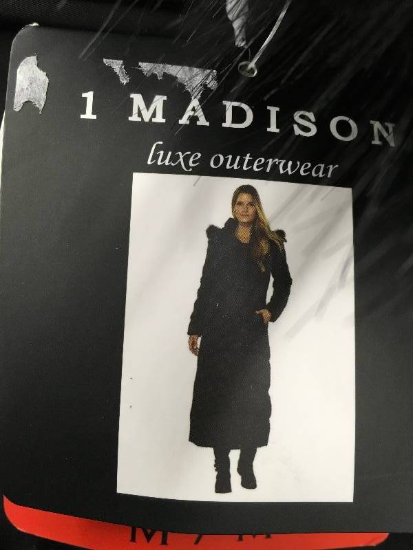 lot 569 image: Womens Hooded Coat