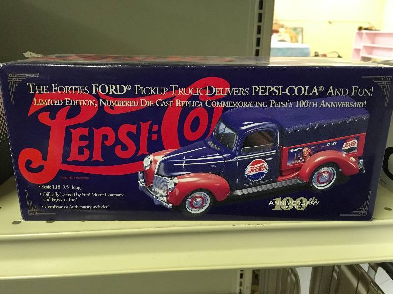 lot 594 image: 100th Anniversary Pepsi Cola Pickup Truck