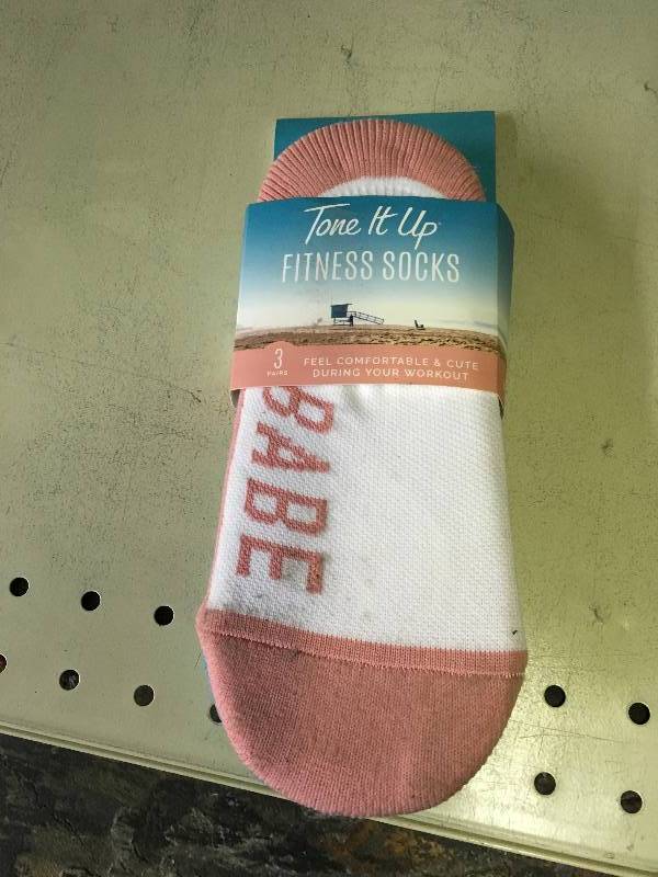 lot 599 image: Fitness Socks