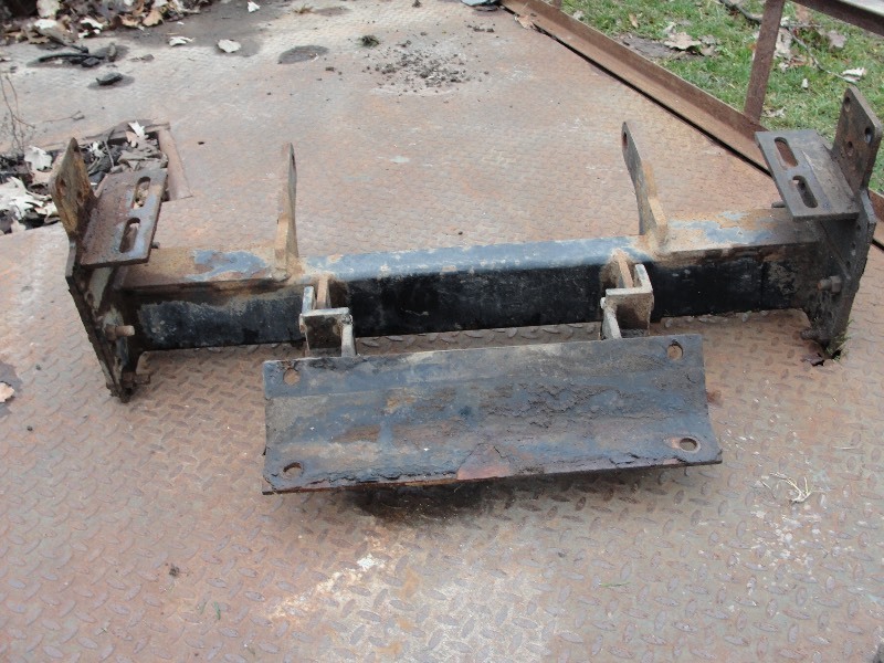 1988-1999 BOSS PLOW MOUNT CHEVROLET BRACKET