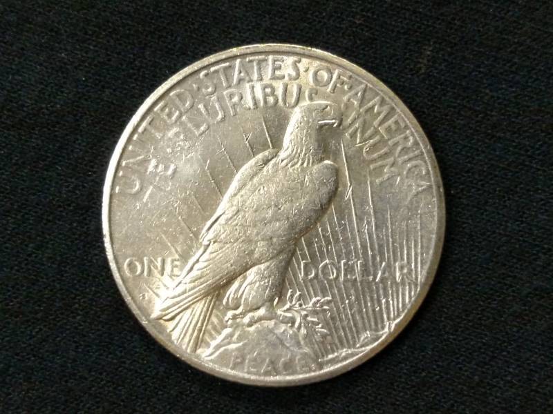 1925 S Peace Silver Dollar...