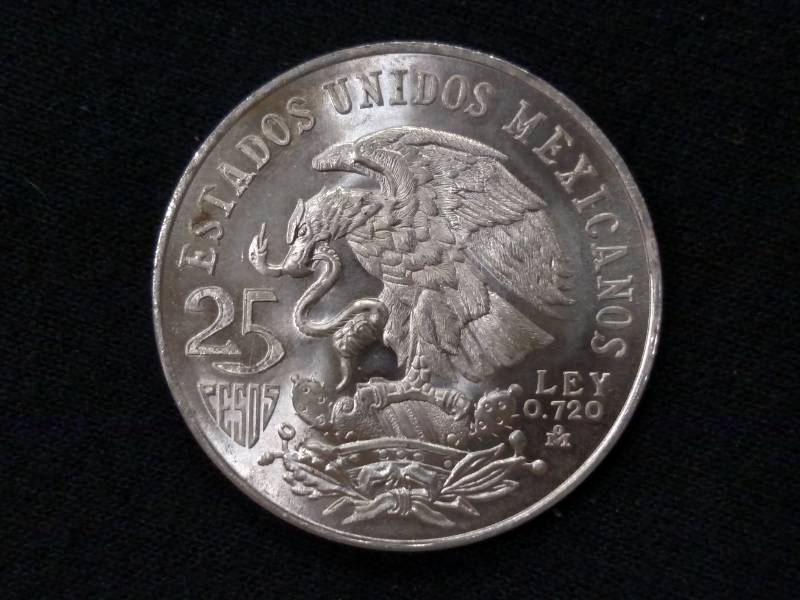1968 Mexico Olympics 25 Peso .72 Si...