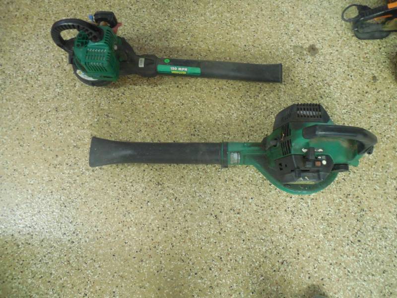 (2) FEATHERLITE LEAF BLOWERS