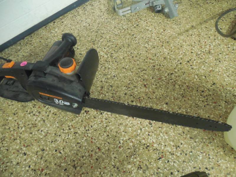REMMINGTON HEDGE TRIMMER