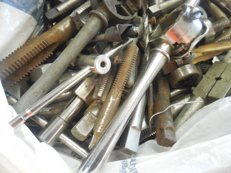 TAP & DIE COLLECTION OF TOOLS