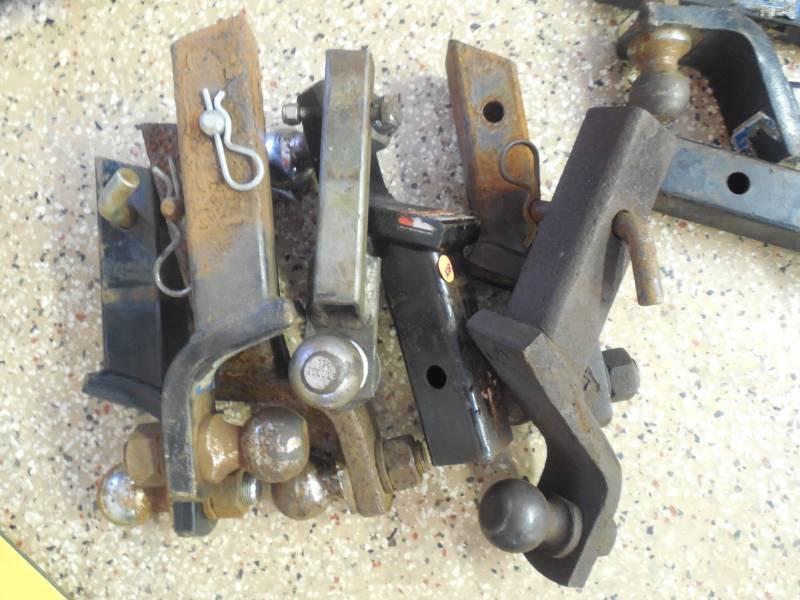 (7) RECIEVER TRAILER HITCH LOT