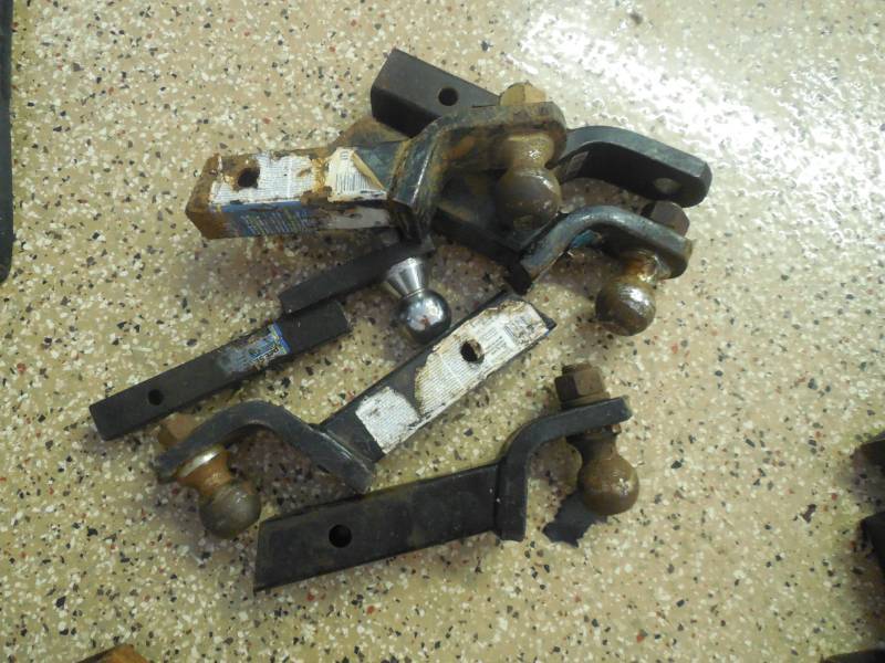 (6) RECEIVER TRAILER HITCH LOT
