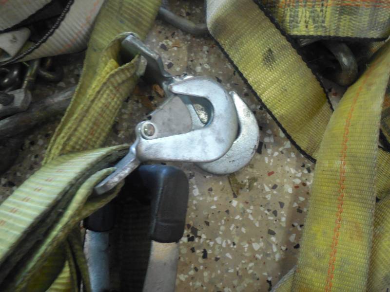 (5) HEAVY DUTY RATCHET STRAPS