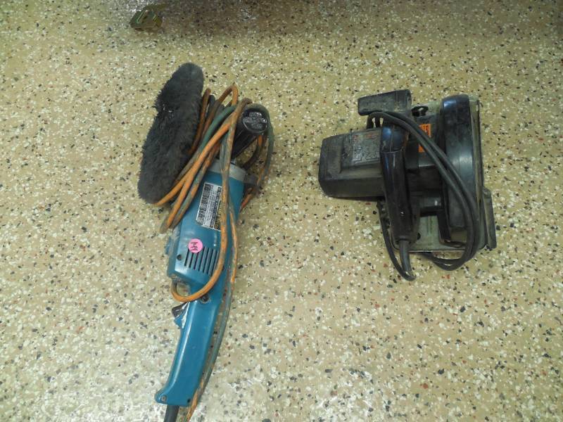 BUFFER AND SKILL SAW LOT