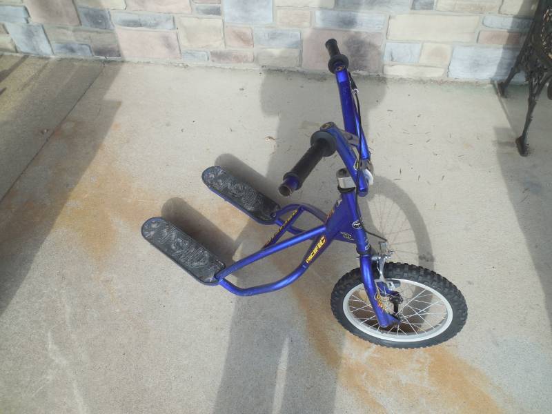 PACIFIC 3 WHEEL TRIKE SCOOTER