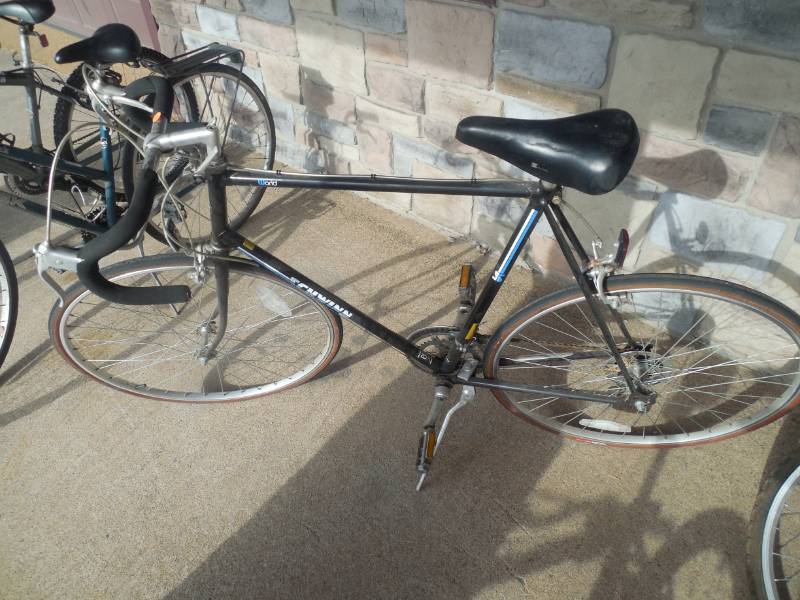 SCHWINN 26 BIKE