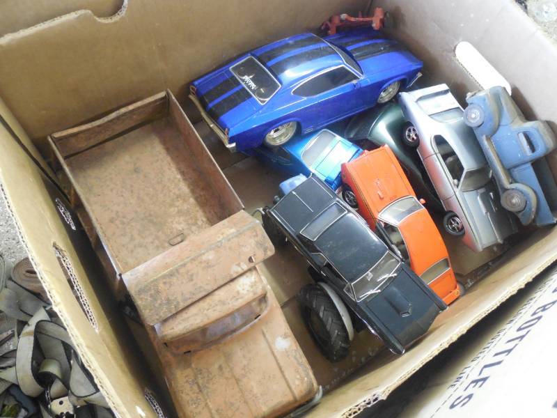VINTAGE TOY LOT
