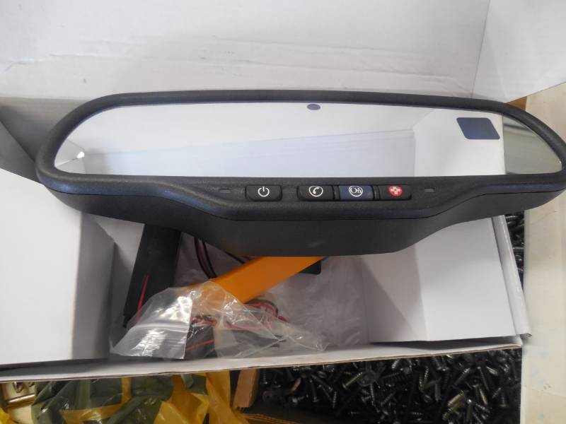 GM REARVIEW MIRROR W BACKUP CAMERA