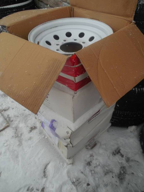 (5) 8 BOLT RIMS