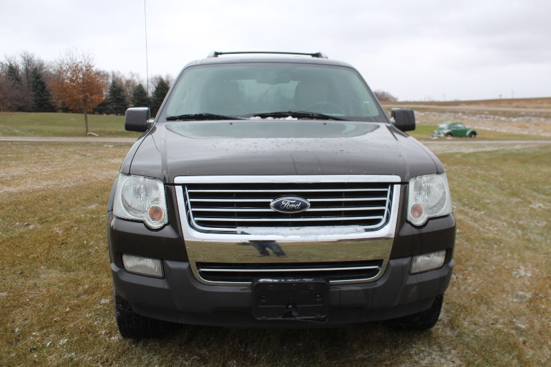 2006 Ford Explorer AWD - One Owner -