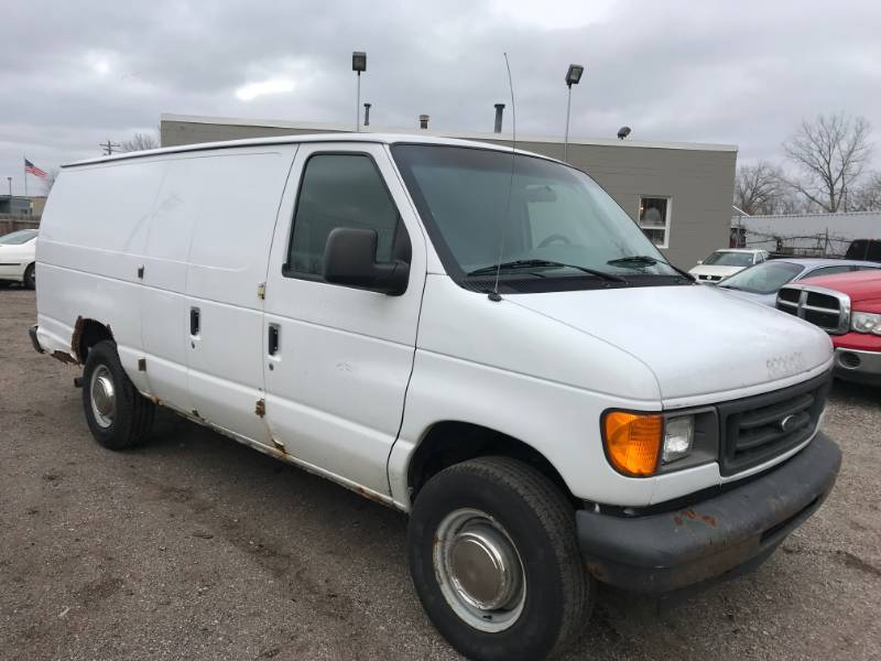 2003 Ford E-350 Cargo Van