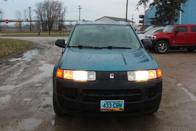 2005 Saturn VUE - 5 speed manual -