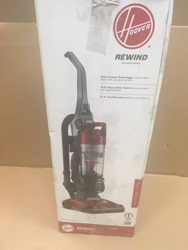 lot 28 image: Hoover Elite Rewind Bagless Upright Vacuum, UH71012 in good working condition