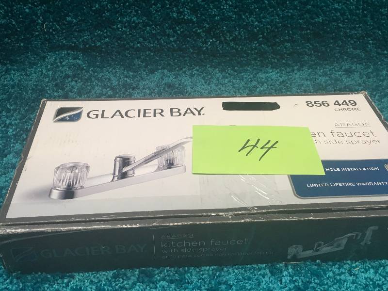 lot 44 image: Glacier Bay Aragon 2-Handle Standard Kitchen Faucet in Chrome with White Side Sprayer not used