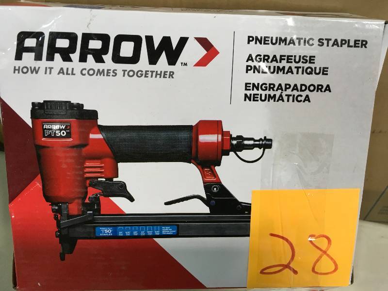 lot 28 image: Arrow Fastener Pneumatic Staple Gun in good working condition