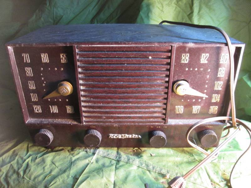 RCA Victor radio Vintage Tube Radio... | Antique and Vintage Radios, Tubes,  Parts, Test Equipment, More! | K-BID