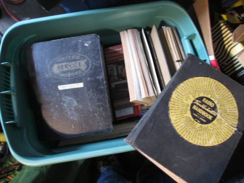 lot 95 image: Tote of radio and TV service books...