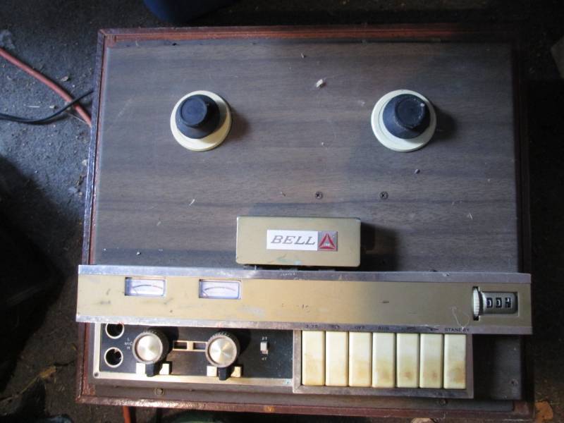 lot 98 image: Bell reel to reel...