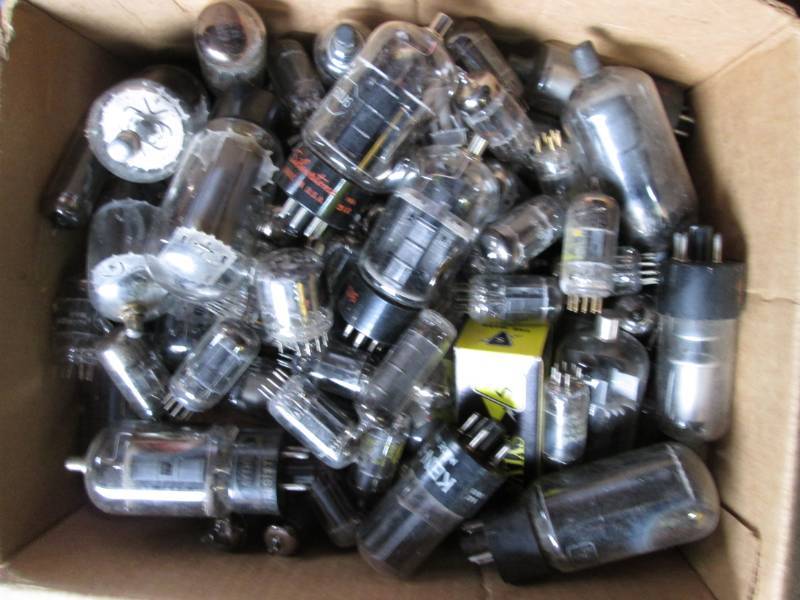 lot 115 image: Lot of assorted radio tubes...