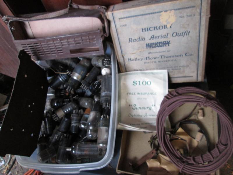 lot 141 image: Lot of radio tubes and parts...