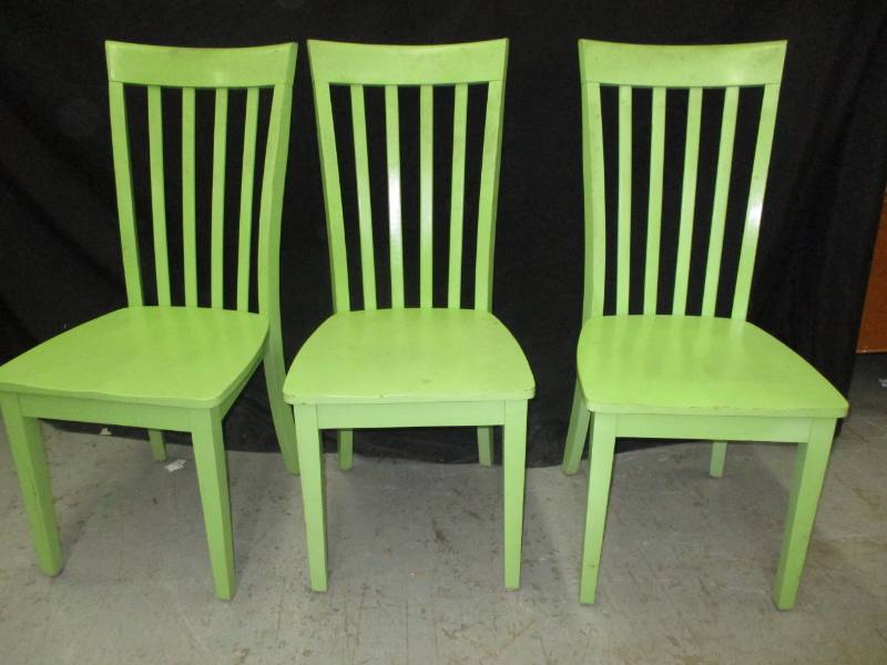 lot 37 image: 3 matching chairs