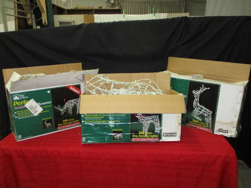 lot 79 image: 3 Light up grazing deer outdoor christmas decorations (working)