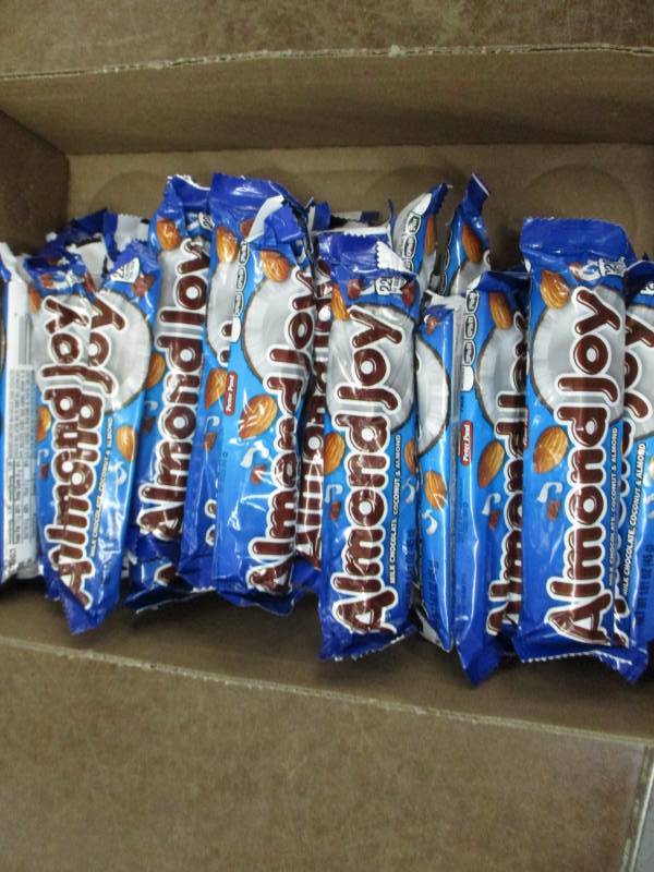 lot 143 image: 40 Almond Joys