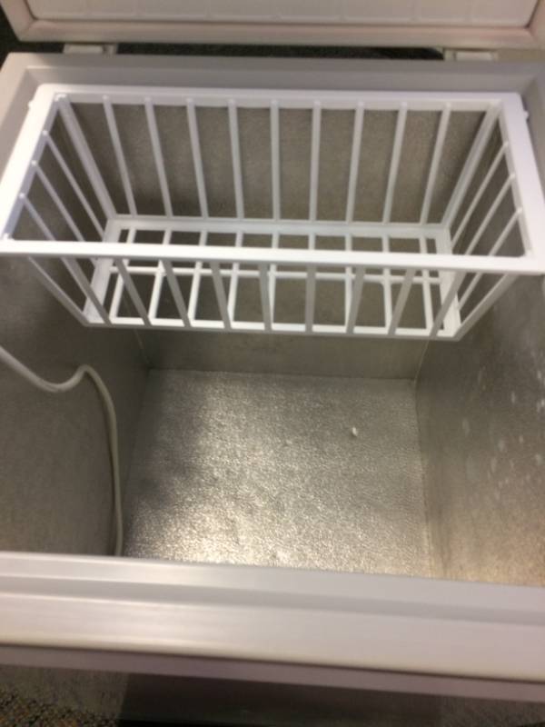 lot 6 image: MSRP $1000 SUMMIT FC-40K CHEST FREEZER - EXCELLENT WORKING CONDITION
