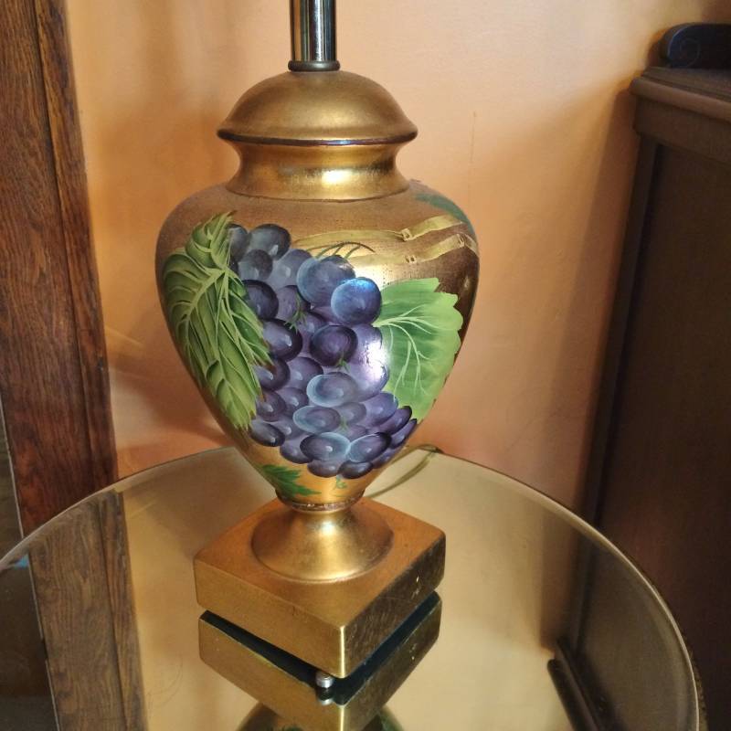 lot 4 image: Lovely Gold Foil Italian Purple Grapes Lamp With Antique Fringe Shade - Excellent Condition